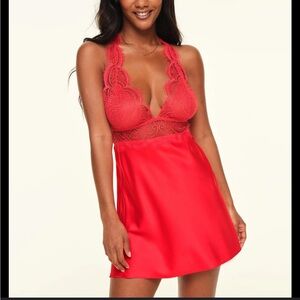 Adore me red Zandy chemise M